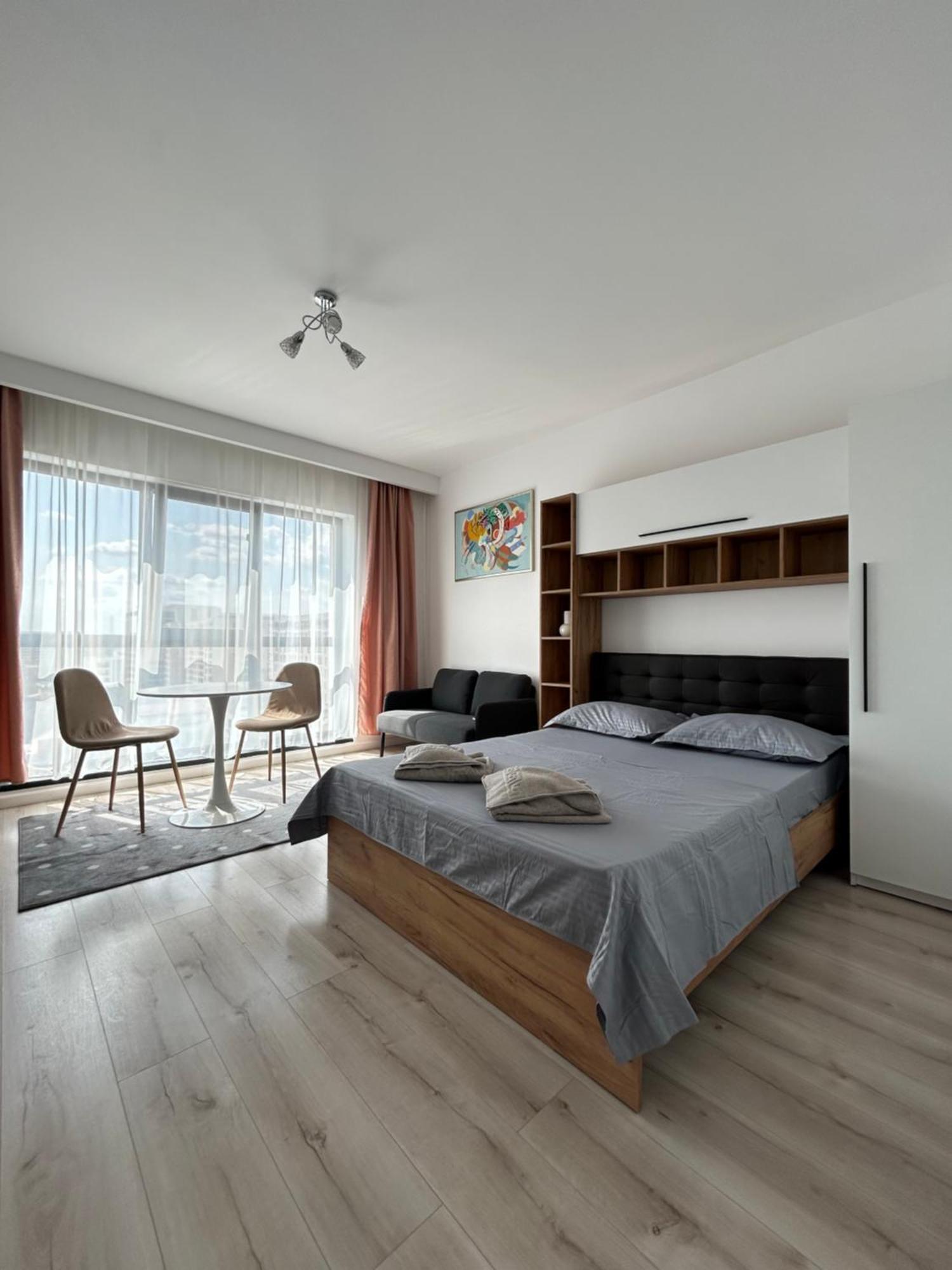 Elegant Studio With City Views - Prime Location - 02 Бухарест Экстерьер фото